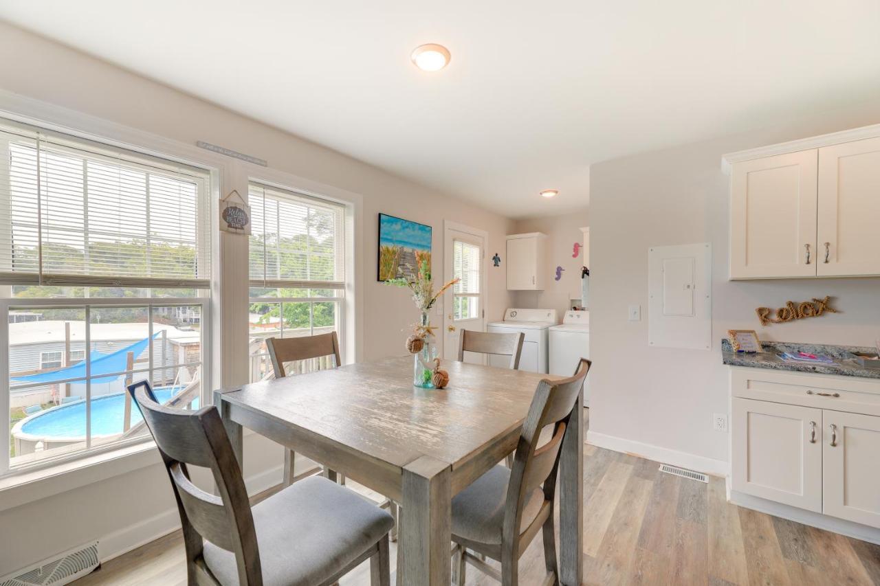 Coastal Emerald Isle Retreat With Deck And Grill! Zewnętrze zdjęcie