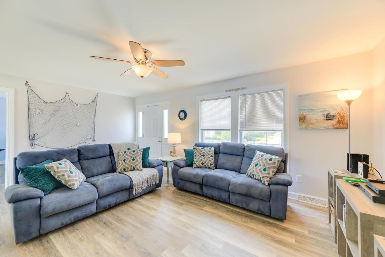 Coastal Emerald Isle Retreat With Deck And Grill! Zewnętrze zdjęcie